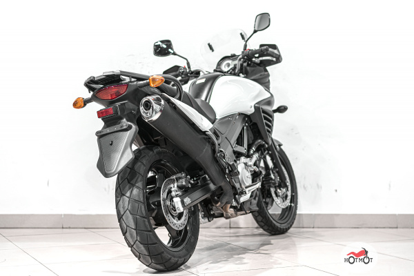 Мотоцикл SUZUKI V-Strom DL 650 2013, БЕЛЫЙ пробег 16391 | Мототека