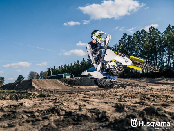 Мотоцикл кроссовый / эндуро Husqvarna (Хускварна) FC 250 (2022) | Мототека