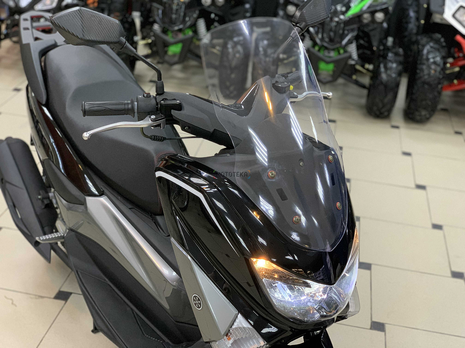 Максискутер Мотомир QUANTUM 50 (125) чёрный