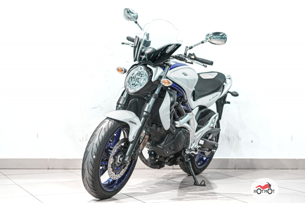 Мотоцикл SUZUKI SFV 400 Gladius 2011, БЕЛЫЙ пробег 51503 | Мототека