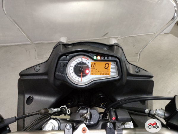 Мотоцикл SUZUKI V-Strom DL 650 2013, БЕЛЫЙ пробег 16998 | Мототека