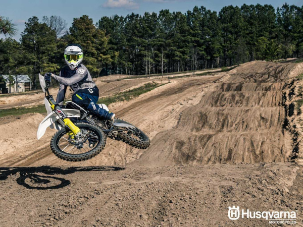 Мотоцикл кроссовый / эндуро Husqvarna (Хускварна) FC 450 (2022) | Мототека