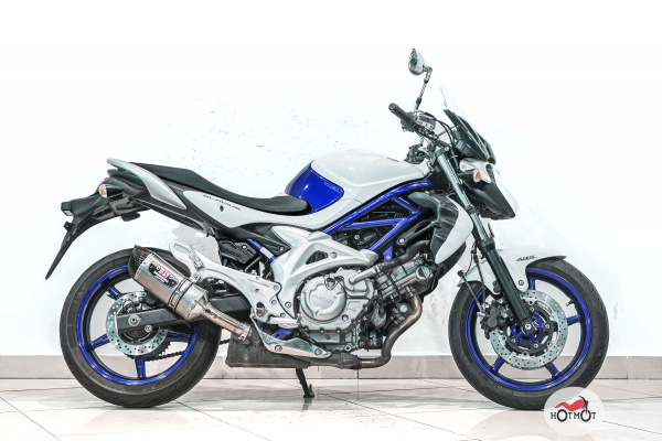 Мотоцикл SUZUKI SFV 400 Gladius 2011, БЕЛЫЙ пробег 51503 | Мототека